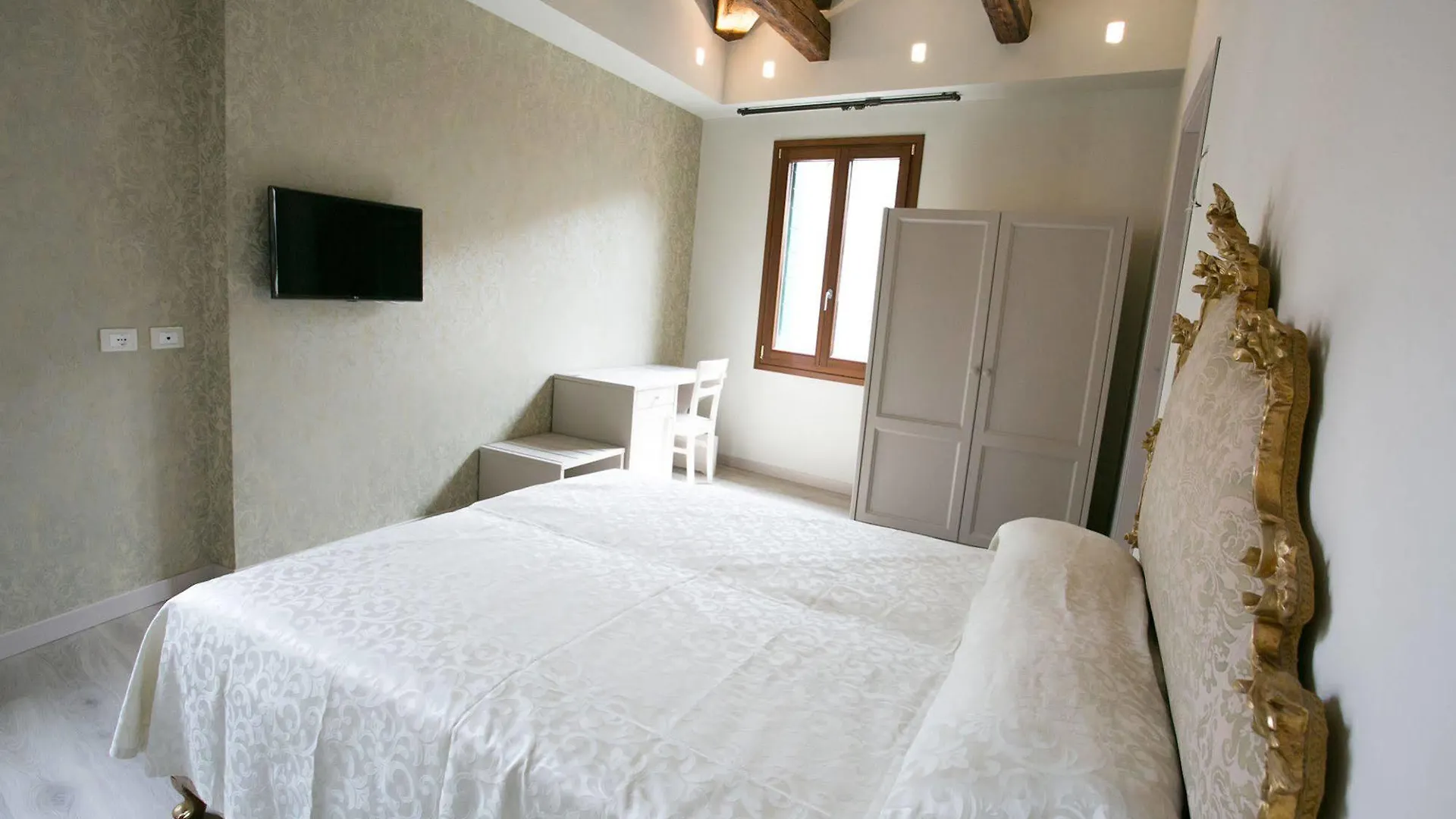 Guest House Ca' Dell'Angelo 2*, Venice