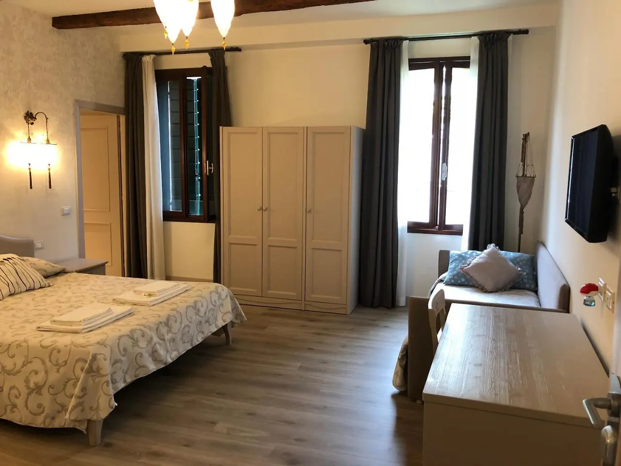 Guest House Ca' Dell'Angelo Bed & Breakfast Venice